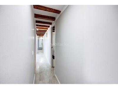 Piso en de avinyó 48 piso en venta en el barri Gòtic en Barcelona