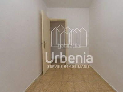 Piso en venta , con 66 m2 y 2 habitaciones y 1 baños. en Mataró