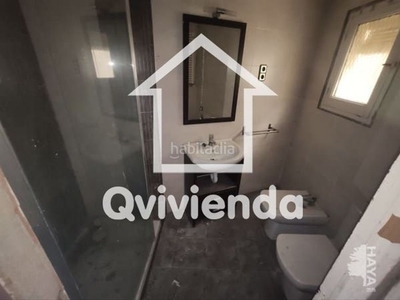 Piso en venta , con 75 m2 y 3 habitaciones y 1 baños. en Barcelona