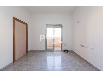 Piso en venta en Carrer d'Olesa, cerca de Avinguda Meridiana