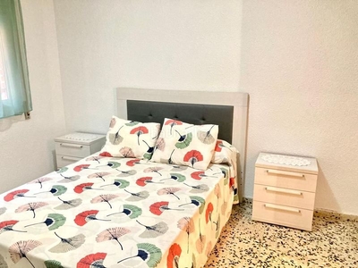 Piso estupendo bajo vivienda reformado en Núcleo Urbano Pobla de Vallbona (la)