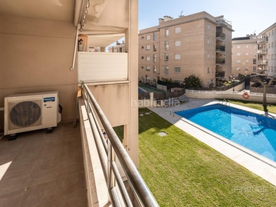 Piso residencial - piso de dos habitaciones - piscina en Calafell