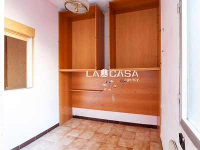 Piso tres habitaciones en Collblanc Hospitalet de Llobregat (L´)