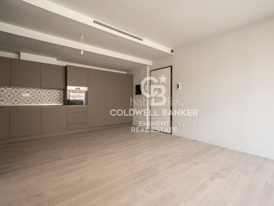 Piso última unidad piso en venta _ 3 habitaciones en montjuic - obra nueva en Barcelona