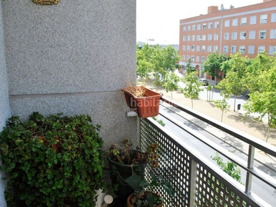 Piso vpo cuatro habitaciones en El Cano - Los Bermejales Sevilla