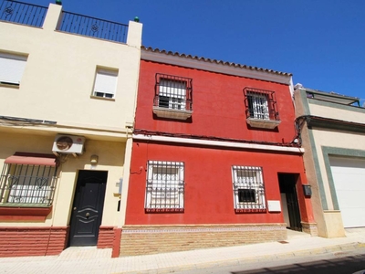Venta Casa adosada Chiclana de la Frontera. Con terraza 130 m²