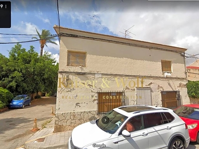 Venta Casa pareada en Carrer Benimagrell Sant Joan d'Alacant. A reformar 360 m²