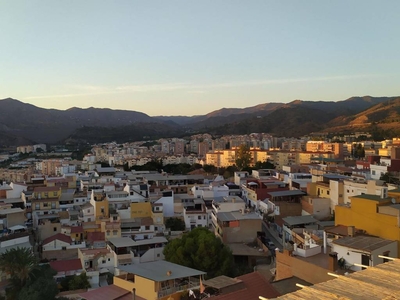 Venta Chalet Málaga. Muy buen estado con balcón 90 m²