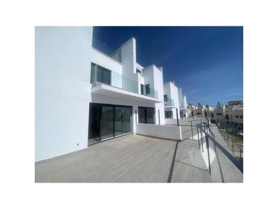 Venta Chalet Vélez-Málaga. Buen estado plaza de aparcamiento 180 m²