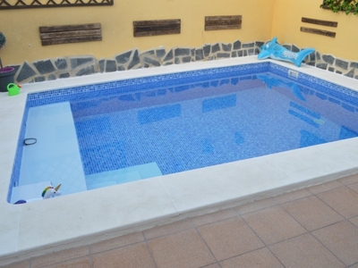 Venta de casa con piscina en Puerto Real, El catalán