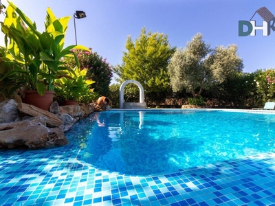 Venta de casa con piscina y terraza en Centro Histórico (Badajoz), Badajoz
