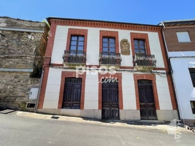 Casa adosada en venta en Ponferrada en Flores del Sil-La Martina por 270.000 €