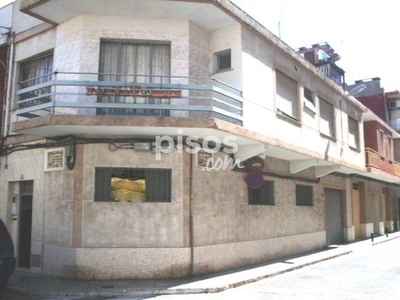 Casa en venta en Calle Castello de la Plana, cerca de Carrer de Ruiz