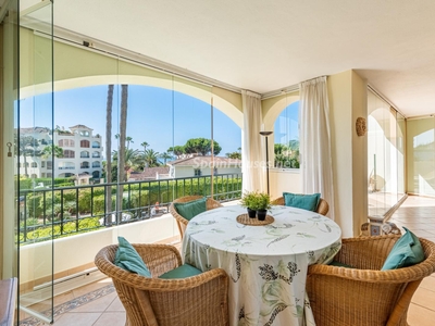 Apartamento en venta en Romana Playa, Marbella
