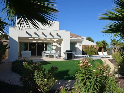 Chalet en venta en Las Colinas Golf, Orihuela, Alicante