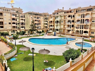 Fantastico apartamento con gigantesca terraza con vistas despejadas y a la preciosa piscina