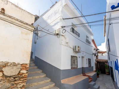 Venta Casa unifamiliar en RuiseÑor (cal) 10 Salobreña. Con terraza 65 m²