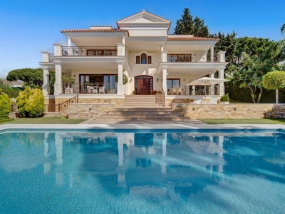 Venta Casa unifamiliar Marbella. Con terraza 401 m²