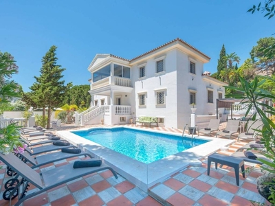 Venta Casa unifamiliar Marbella. Con terraza 620 m²