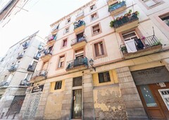 Alquiler piso alquiler en c/ santa madrona en Raval Barcelona