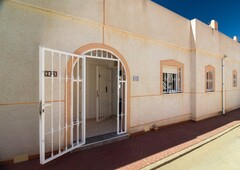 Apartamento 1ª planta de 2 dormitorios con piscina comunitaria en Ciudad Quesada