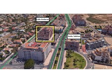 Apartamento de 2 dormitorios, plaza de garaje y con terraza exterior de amplias vistas a la Avda. Sabinar