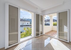 Apartamento en venta en Nueva Andalucia, Marbella, Málaga