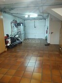 Casa adosada con 4 habitaciones amueblada con parking, piscina y calefacción en Reus