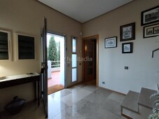 Casa en venta en castellar del valles, con 190 m2, 3 habitaciones y 2 baños y trastero. en Castellar del Vallès