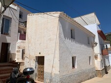 Casa para comprar en Alcaucín, España