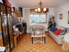 Piso en venta en Briviesca de 3 habitaciones con terraza y garaje