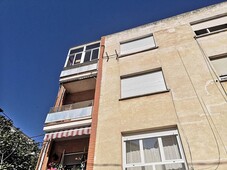 Piso en venta en Roda (La) de 3 habitaciones con balcón y calefacción