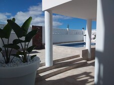 Venta de casa con piscina en Valle de San Lorenzo (Arona)