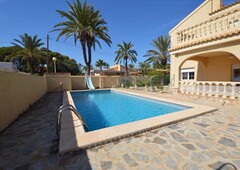 Chalet en venta en Cabo Roig, Orihuela, Alicante