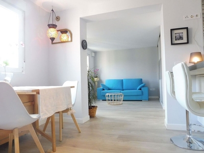 Alquiler de piso en Ventas de 1 habitación con muebles y aire acondicionado