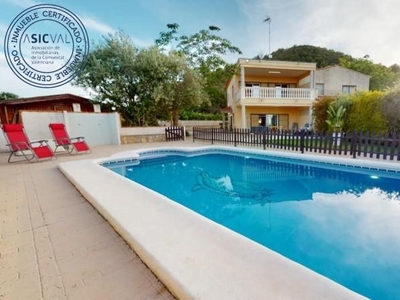 Chalet en venta en Oliva pueblo