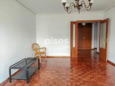 Piso en venta en Calle de la Condesa Mencía, cerca de Calle de los Pozanos