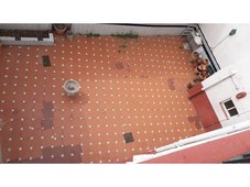 Venta Casa unifamiliar Algeciras. A reformar con terraza 221 m²