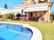 Venta Casa unifamiliar Algeciras. Con terraza 362 m²