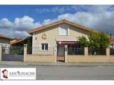 Venta Casa unifamiliar en Calle San Bernabé Villarcayo de Merindad de Castilla La Vieja. 185 m²