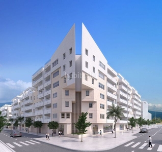 Apartamento con 2 habitaciones con parking y aire acondicionado en Marbella