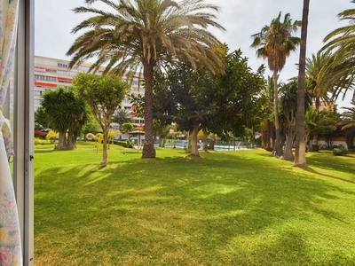 Apartamento en venta en Benalmadena Costa, Benalmádena, Málaga