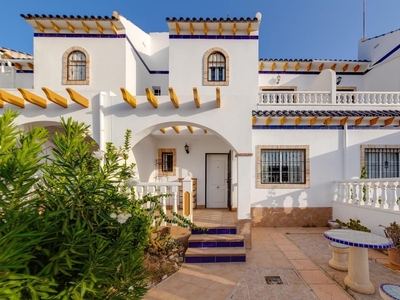 Casa en venta en La Florida, Orihuela, Alicante