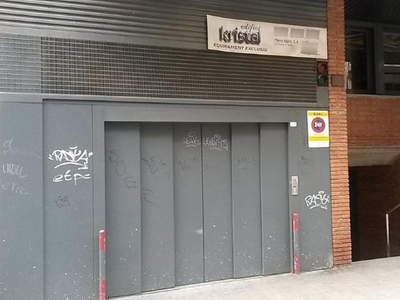 Garaje en venta en calle Comtes D Urgell, Lleida, Lérida