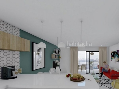 Apartamento con 3 habitaciones con ascensor, parking y piscina en Alcázares (Los)