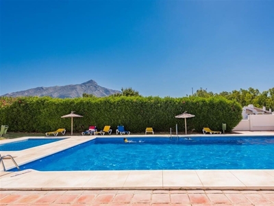 Casa en venta en Nueva Andalucia, Marbella, Málaga