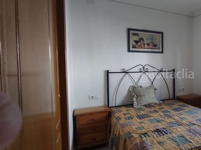 Casa pareada con 3 habitaciones amueblada con aire acondicionado en Alcázares (Los)