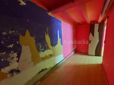 Piso con 3 habitaciones en Raval Barcelona