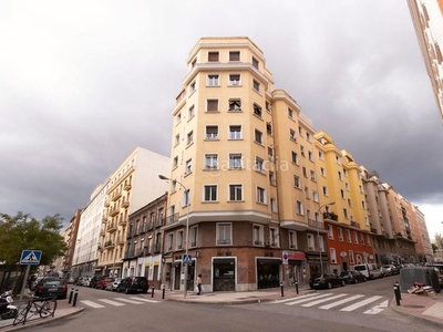 Piso en calle del alcalde sáinz de baranda 49 piso con 2 habitaciones con ascensor y calefacción en Madrid