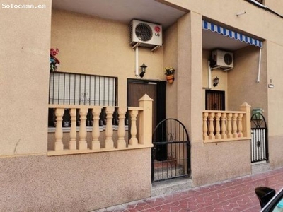 Apartamento con acceso directo desde la calle en Guardamar del segura - AH5395